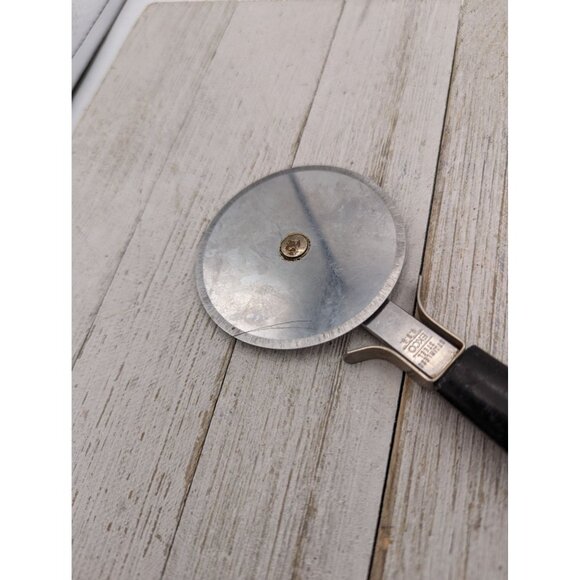 Ekco Pizza Cutter #6 Blade 2 5/8" Diameter 8" USA Stainless Steel Black - Picture 2 of 7